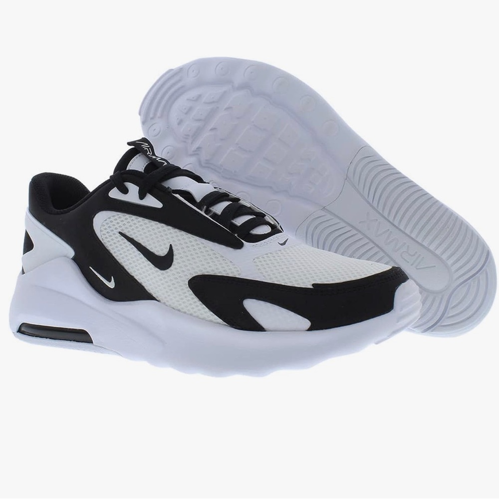 Women’s Nike Air Max Bolt Sz.9